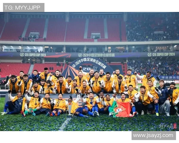 上海足球队转型之路揭秘大师赛背后的坚持与创新