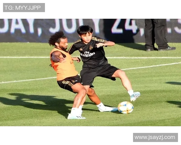 全球视角下的日本足球明星表现与影响力评析