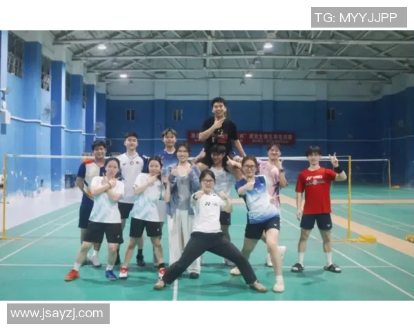 上海羽毛球队实力提升引发热议新变革助力羽毛球发展 上海羽毛球队实力提升引发热议新变革助力羽毛球发展