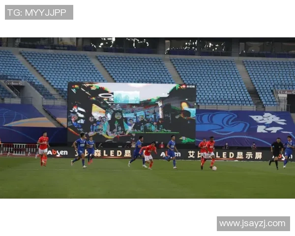 赛后复盘分析上海足球队与杭州足球队的表现与状态对比 赛后复盘分析上海足球队与杭州足球队的表现与状态对比