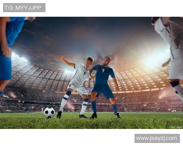 外国足球明星同框合影展现友谊与竞技精神的精彩瞬间